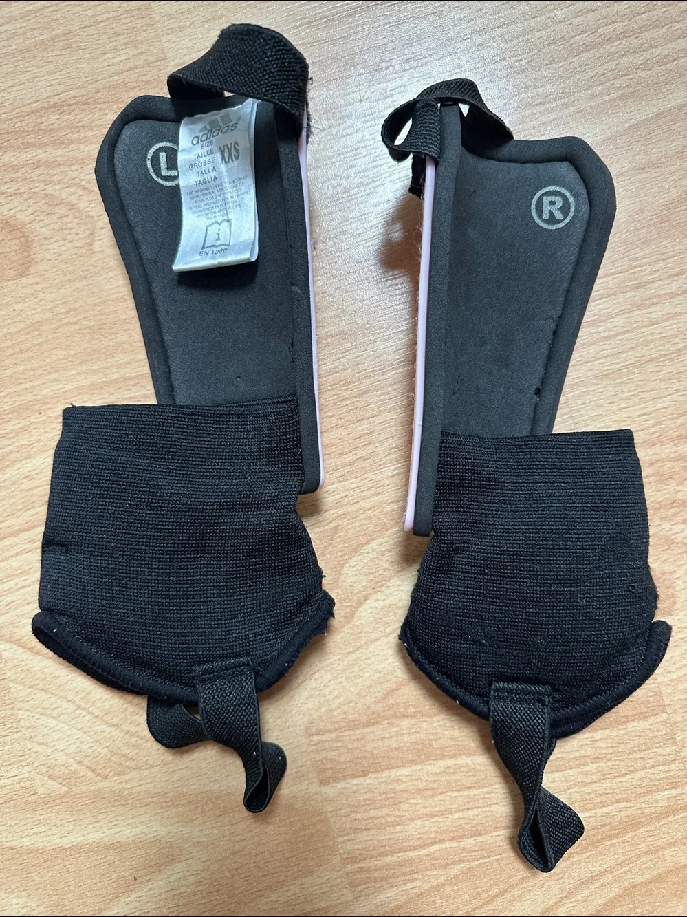Adidas Toddler Girls Soccer Shin Guards Size XXS